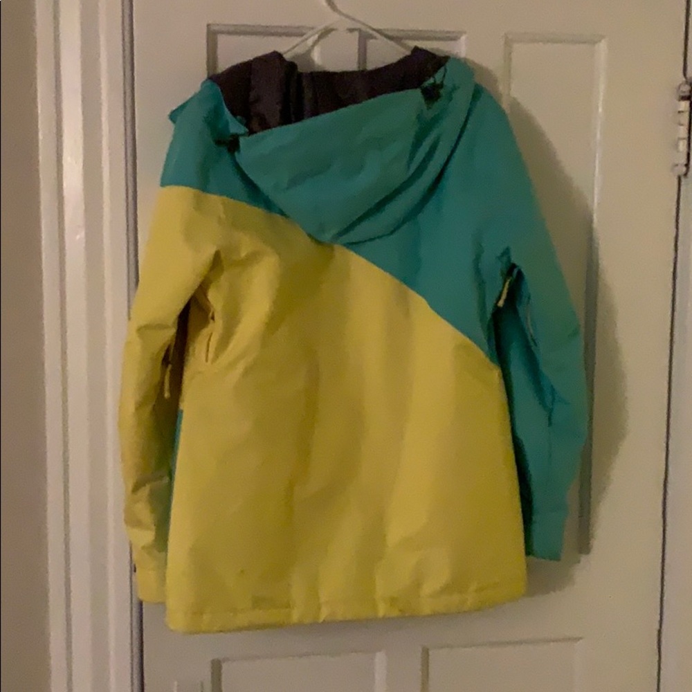 Ski Jacket - Picture 4 of 7